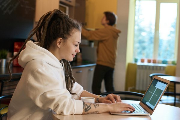 Découvrez comment juwa transforme le freelance étudiant